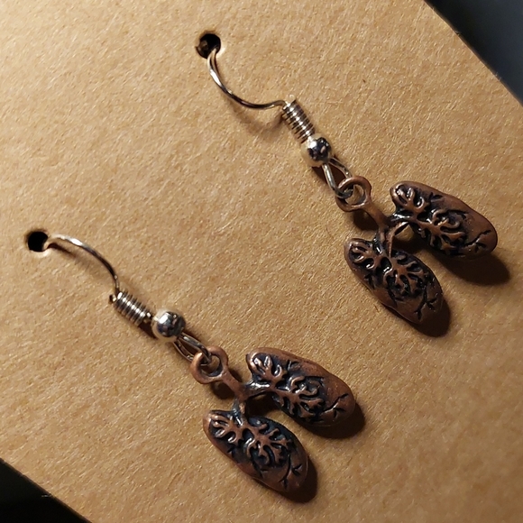 💥3 for $15! "You Take My Breath Away" earrings - Picture 2 of 2